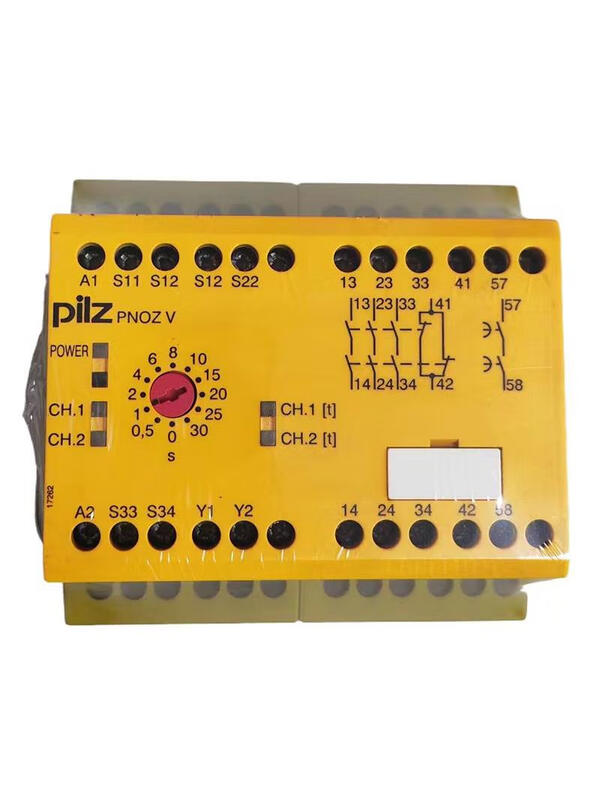 Pilz PiIZ safety relay PNOZXV2774500774502777500 brand new S3750103