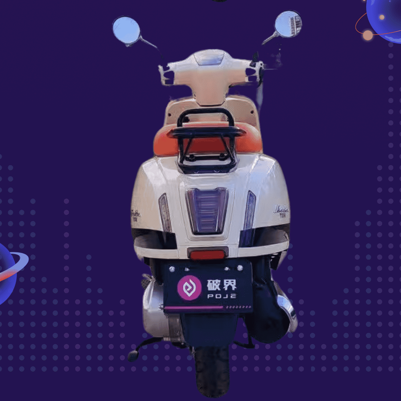 Breaking the boundaries of small cara round light model 125 scooter fuel 2025 model compact transportation free purchase tax ivory white