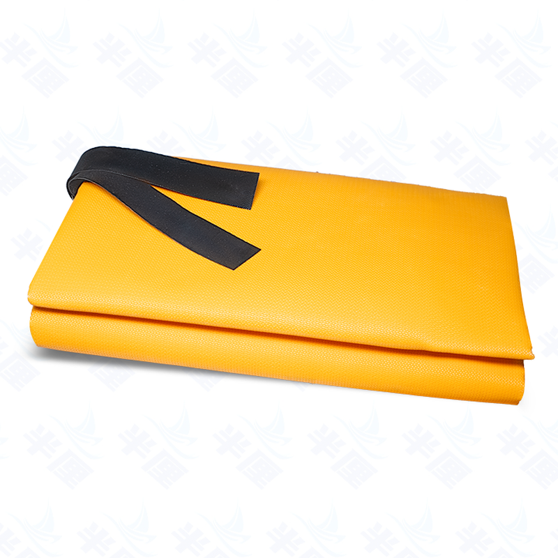 Half-centimeter fire blanket 1.2m*1.2m fiberglass national standard fire blanket fire protection industrial commercial kitchen home hotel office building fire escape heat insulation flame retardant high temperature resistant silicone fiberglass cloth 1.2m*1.2m