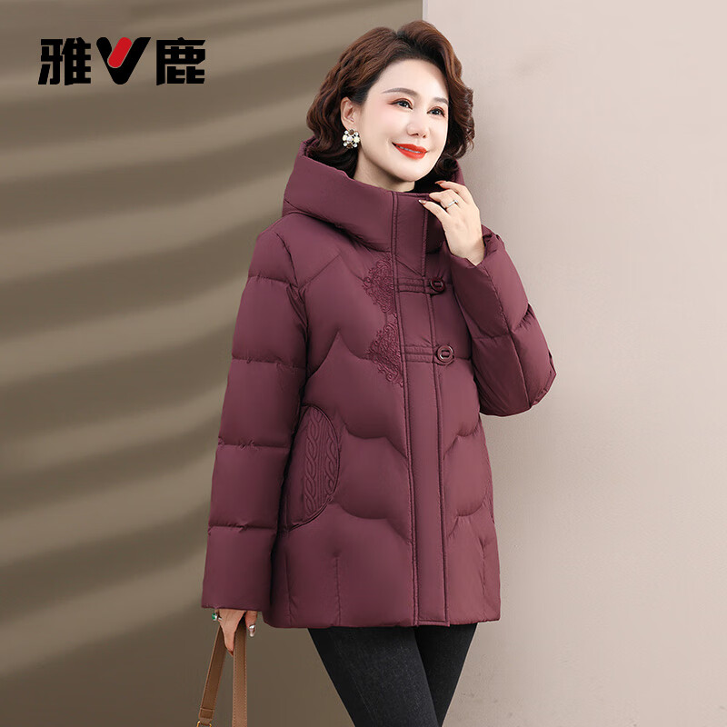 Yalu hooded mother's wear down jacket, new Chinese style buckle, western style, middle-aged and elderly New Year's coat, red 175