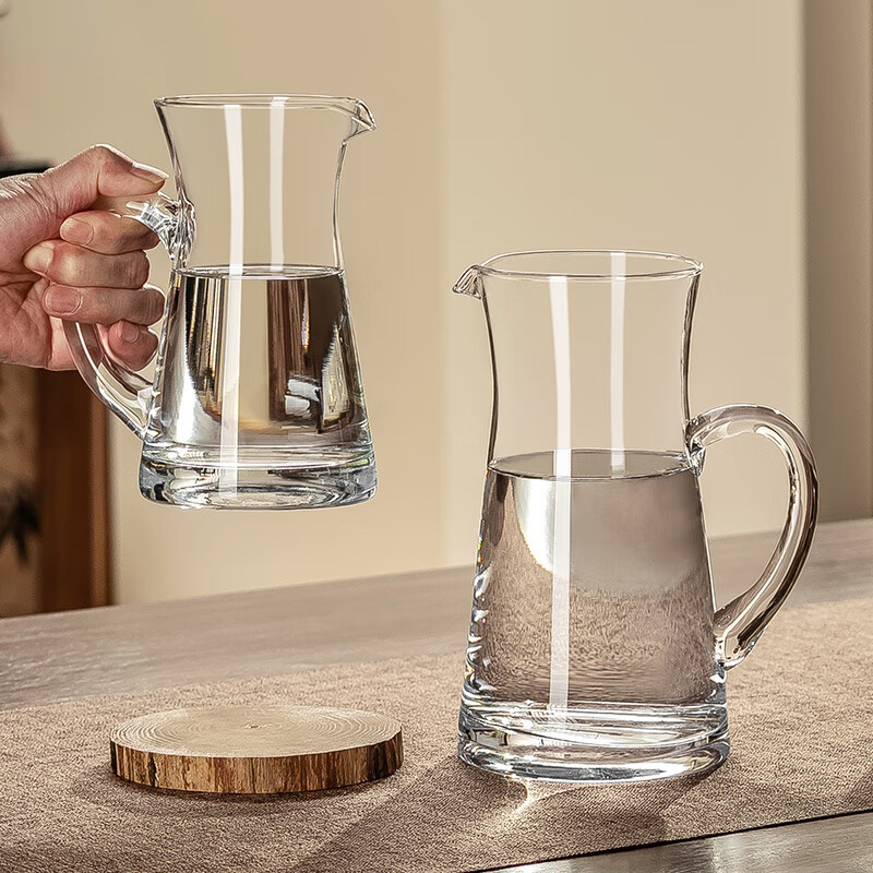 CRISTALGLASS large-capacity red wine decanter and pourer with scale, thickened glass white wine dispenser, old wine blending dispenser