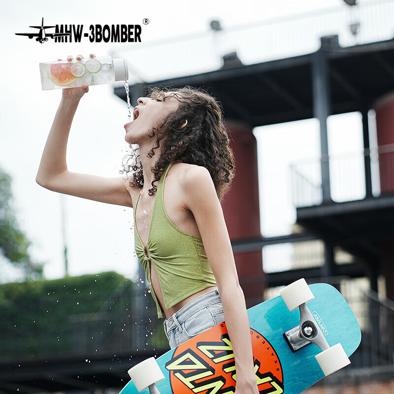 MHW-3BOMBERMHW3BOMBER Ice Core Cold Brew Kettle 600ml Soft Mist White Glass Household Portable Ice Core Cold Brew Kettle-White 600ml