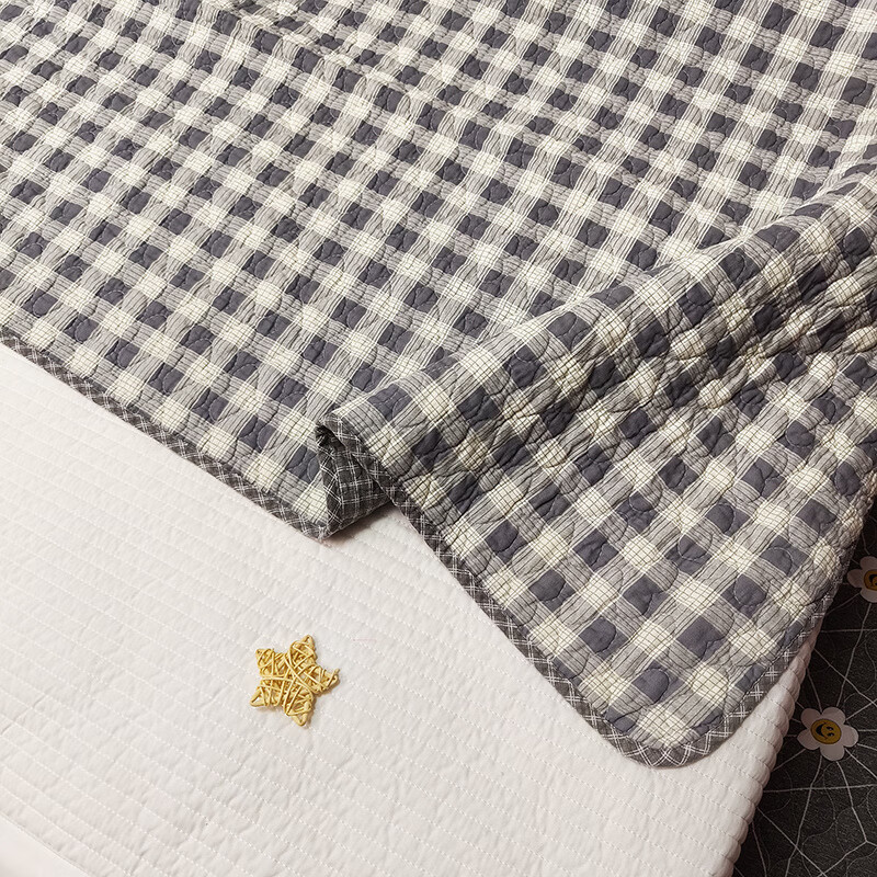 RSRDDY double-sided pure cotton bed cover quilted tatami non-slip non-slip bed sheet pure cotton quilted mattress kang cover universal for all seasons gray small grid double-sided pure cotton high-temperature washing process 150x200CM single piece