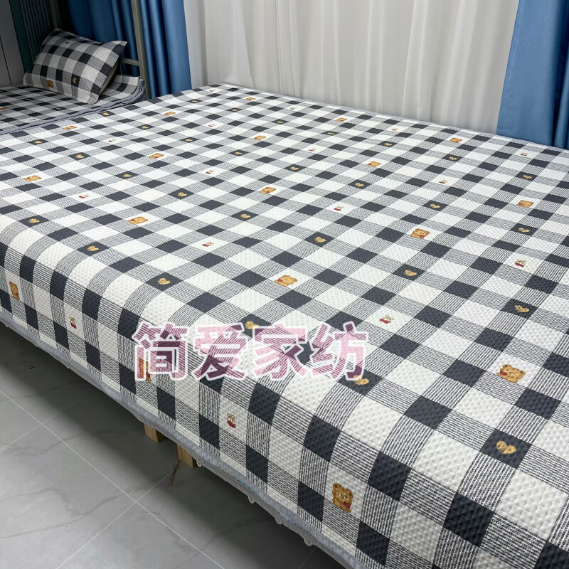 RSRDDY four-season multi-functional kang cover three-layer quilted tatami bed cover double sheet rural kang mat double-sided bedding Xiaoxiong classmates 240*220 used for tatami or kang within 2.4 meters