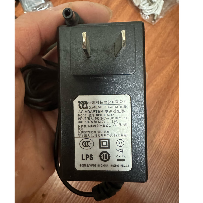 Original CWT Qiaowei 12V3A round port 5.5*2.5m power adapter KPH-036012 DC DC12.0V3.0A original
