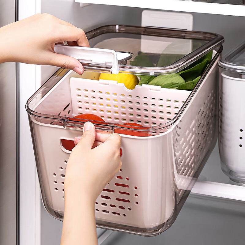 Ouyin refrigerator storage box creative plastic transparent kitchen food sealed crisper fruit and vegetable drain basket refrigerator storage drain basket gray three-piece set