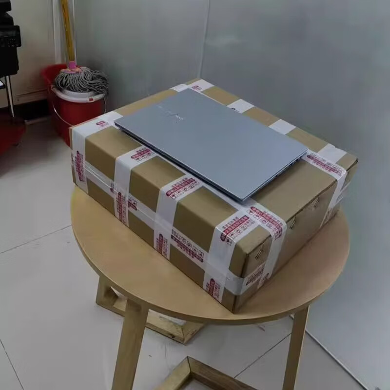 Laptop mailing packaging, anti-collision and anti-collision protection, second-hand game laptop moving express packaging box, 4 triangular corner protectors