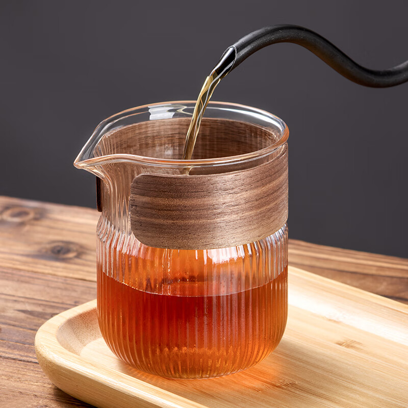 Ershanji Coffee Sharing Pot Hand-brewed Coffee Set Glass Brewing Pot Hanging Ear Coffee Cup Cold Quenching Pot High Temperature Resistance Evaluation Cup 1 Pot 2 Cups Coffee Sharing Pot + Tray