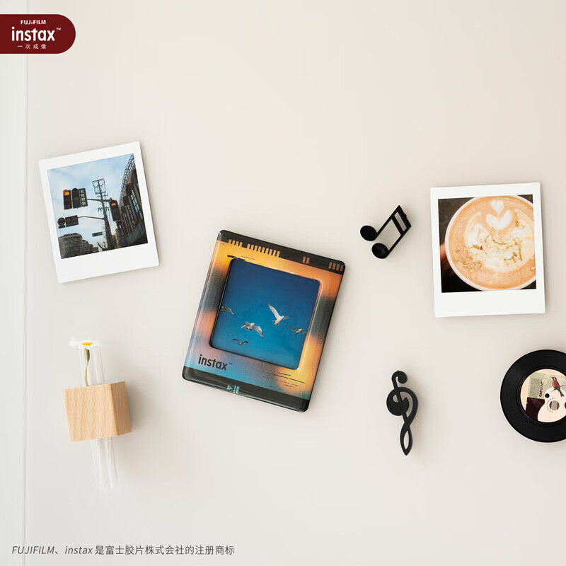 Fuji (FUJIFILM) one-time imaging instax square refrigerator magnet photo frame image