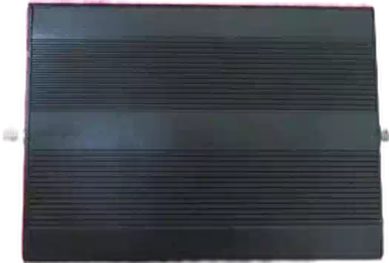 100k-20GHz low noise microwave amplifier 30dB gain NF5dB can be customized with dual or four channels Default