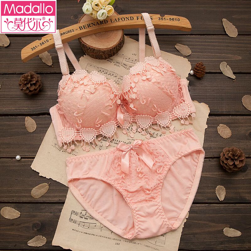 Modal red underwear for the Year of the Rabbit for women in the Year of the Rabbit, big breasts, small and thin, underwired top support anti-sagging bra set 2015 red set/set 70A 32B through cup