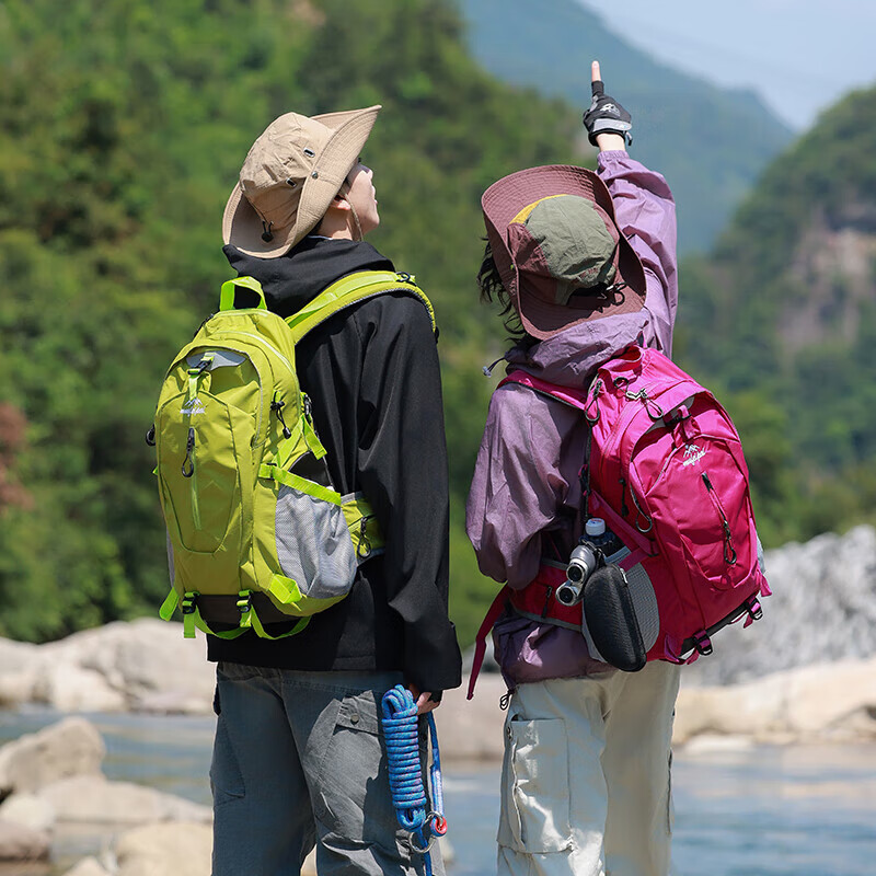 Outdoor mountaineering bag backpack backpack large capacity men and women travel lightweight couple waterproof ultra-light outdoor bag yellow