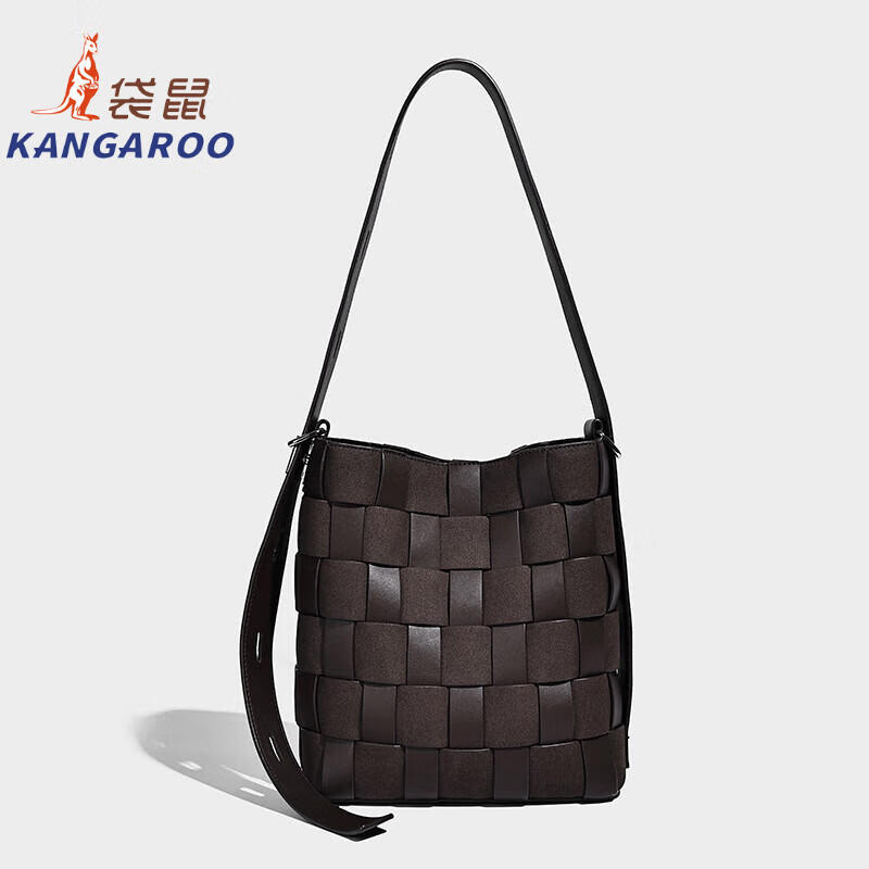 Kangaroo (KANGAROO) new antique style hand-woven bag large capacity commuting bucket bag can be worn on one shoulder, crossbody, under armpit, niche design bag, black 22*10*25CM
