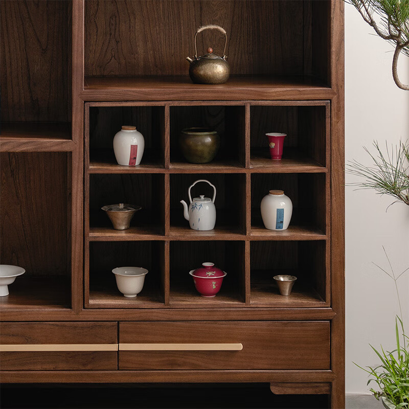New Chinese style solid wood shelf Duobao Pavilion short Song style aesthetic tea room side cabinet bookcase tea set teapot display cabinet Northern elm walnut color 110x35x145cm