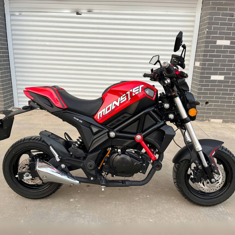 Chunfeng xo Baboon 125CC little monkey fuel motorcycle silver steel 150MINI monster ST street car second-hand motorcycle Chunfeng ST Baboon gray 90% new