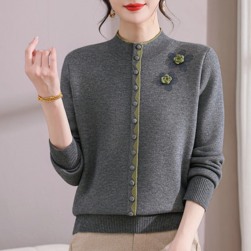 Yalu foreign style mother autumn and winter knitted one-piece thickened sweater fashion shirt bottoming shirt 50 years old middle-aged and elderly New Year top