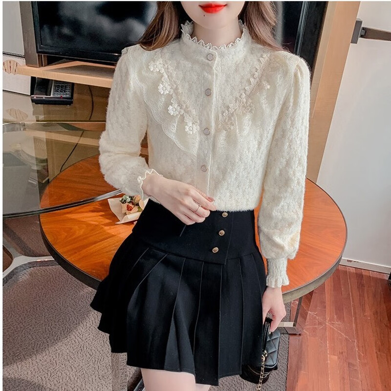 Counter quality 2025 new shirt for women with niche design, velvet bottoming shirt, versatile for age reduction, apricot color, velvet all over L (recommended 95-110 catties)