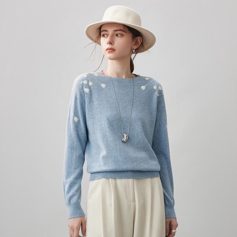 Kemenboca 2025 autumn and winter new style fresh embroidered cashmere sweater women's round neck sweater loose bottoming sweater Fantasy Blue XL