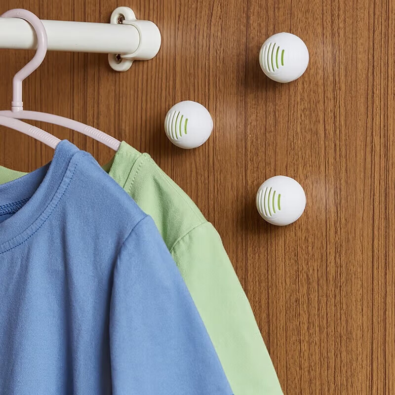 Imakara camphor ball shoe cabinet wardrobe insect repellent mildew dehumidification moisture purification deodorizing deodorant desiccant anti-cockroach hygiene ball wardrobe wardrobe aromatherapy sachet ball - deodorization and fragrance retention