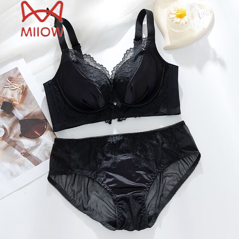MiiOW push-up underwear set for women with small breasts to look bigger, no rims, 1cm extra thick bra, adjustable sexy lace, black suit 85A 38B