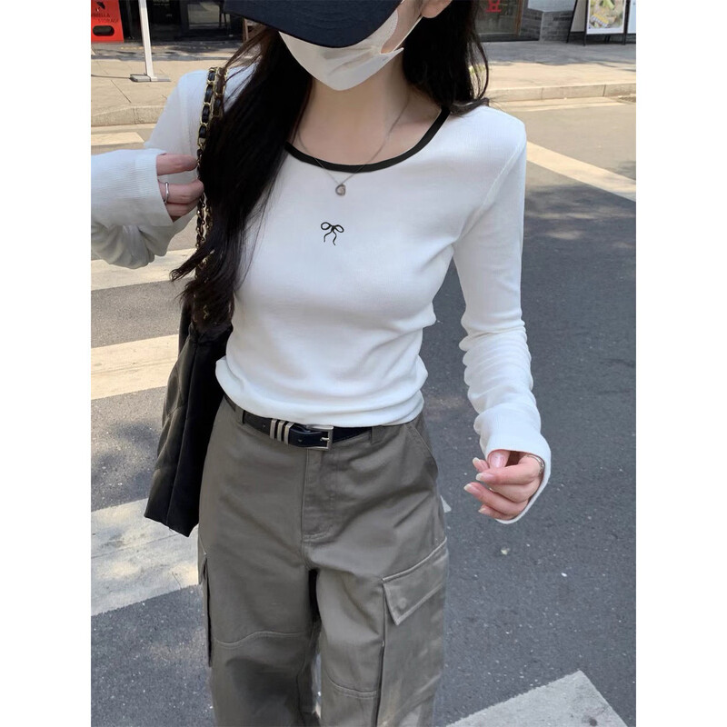 TonLion 2025 Autumn and Winter Women's Round Neck Collar Front Chest Pattern Long Sleeve Bottoming Shirt