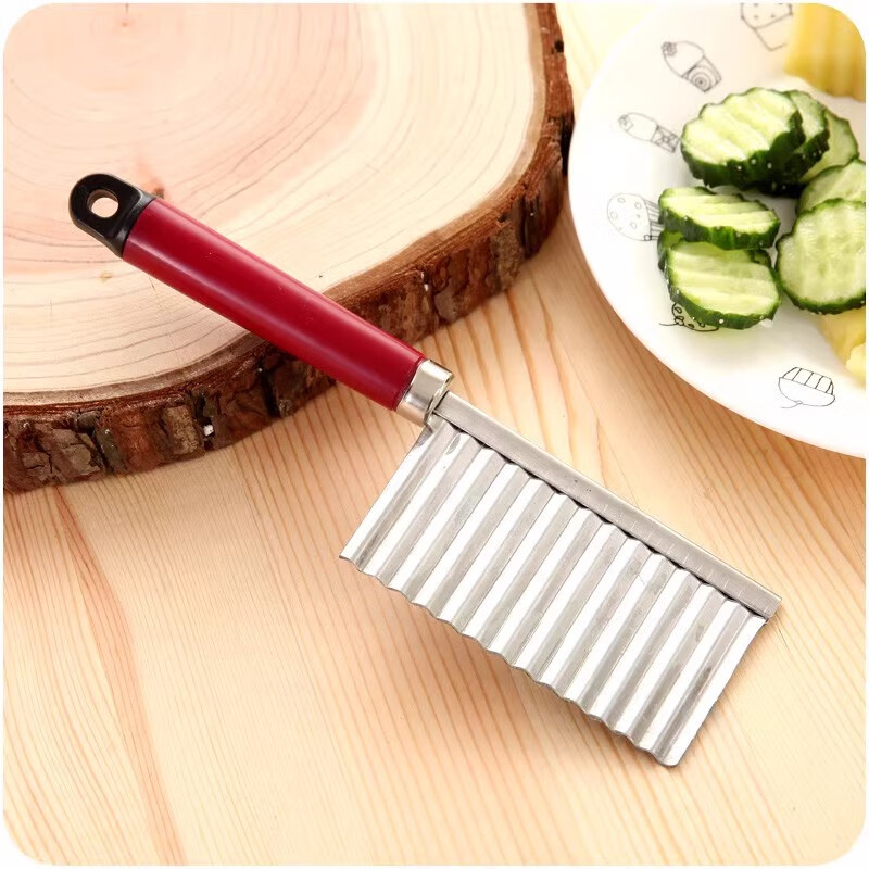 Fancy Stainless Steel Wave Knife Wolf Tooth Kitchen Cutting Artifact Corrugated Fancy Potato Cutting Knife Potato Cutting 1 Pack Random Colors