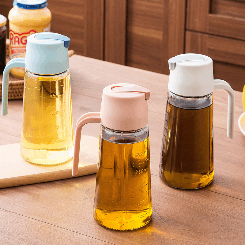 Automatic opening and closing oil pot, oil bottle, glass leak-proof oil pot, household large oil tank, seasoning bottle, vinegar pot, kitchen supplies, flip-top oil pot - 1 random color 630ml