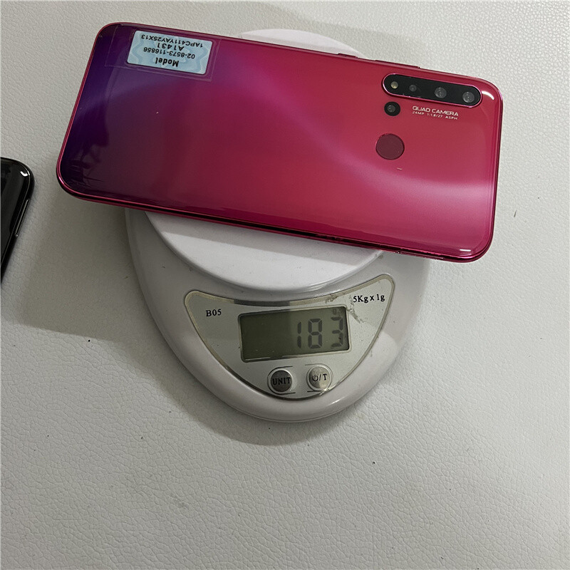 Creator's new vibrating bright screen model is suitable for Huawei model machines that can be turned on and the bright screen emulation machine has a glass screen, the same weight as the real machine, vibrating bright screen/more realistic, Nova5 black + shell