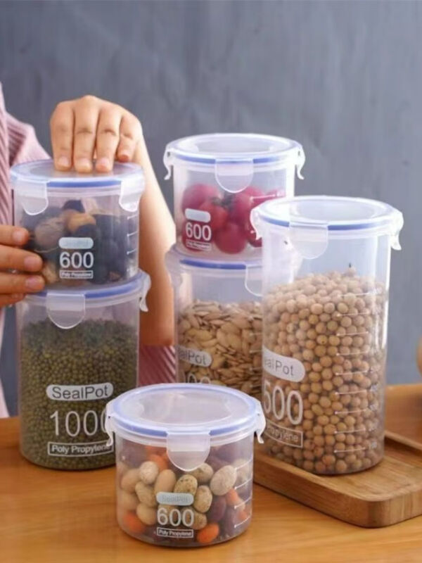 Large transparent plastic sealed jar powder jar tea household jar kitchen grain storage box storage jar 3 small size 600ml