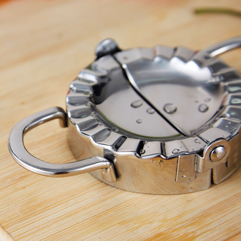 Cassina dumpling artifact 304 stainless steel cutting mold to pinch dumpling model kitchen gadgets 304 stainless steel diameter 9.5cm inner diameter 7.5cm