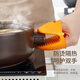 CCKO silicone thermal insulation baking anti-scalding clips microwave oven hand clips kitchen thickened heat-proof and high-temperature resistant gloves silicone anti-scalding hand clips (green GN)