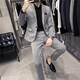 Bu Zhifanji Casual Anzug Herrenjacke Anzug Herreninterview Frühling und Herbst Korean Style Trendy Slim Fit großes Hochzeitskleid Schwarz-Drei-Stück-Set (Stoff + Hemd + Hose) s