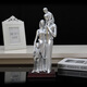 Jiuwen Leopard es adecuado para regalos para mujeres embarazadas. Familia de cuatro adornos para el décimo aniversario del aniversario de bodas. Pareja recién casada 15934 Silver + Grabado + embarazo (familia tres)