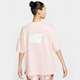 Nike (Nike) Femenina de manga corta 2025 Nuevos deportes de carreras y logotipo casual de tejido transpirable Camiseta redonda de cuello redonda FV0942-838 m