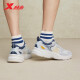 Zapatos para hombres xtep deportes zapatos casuales de primavera y mal de verano la elástica suave suave elástica ligera elevada papá zapatos casuales hombres