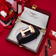 Falamaone Luxus Neue Marke Echtes Leder-Herren-International Top Ten Ledergürtel Valentinstag Geschenkbox High-End-Hosengürtel, um Geburtstagsgeschenke PD826 Waffe zu senden [leichte Luxus-vielseitige Business Casual] 120 cm [High-End-Geschenkboxverpackung]