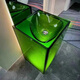 Fengming Customized Hotel Foods-Standing Waschtisch integriertes Becken Buntes transparentes Harz beleuchtetes Waschpool-Säulenbecken 6623 (erhältlich in verschiedenen Farben)