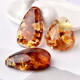 DL 1998 Fat Donglai Quality Amber Breswax Stone brut Tianl Flower Amber Water Drop Shape One Picture Tianl Ran Golden Woman Sweater chaîne G3878