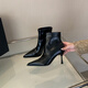 Botas cortas de punta alta de tacón alta de nueve pulgadas 2025 primavera y otoño Nuevo tacón europeo y americano botas desnudas empalmadas botas delgadas botas cortas retro para mujeres negras 7cm 36 36