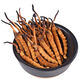 Verwenden Sie auf dem inneren Hof die gleiche Qualität, gebrochene Cordyceps und Hay Cordyceps und Sommergras, um Suppe und Wein für eine spezielle Behandlung zu machen. Yushu 10g