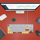 Logitech K845 Wired Gaming Keyboard Mechanical Office Tastatur 104-Key DIY Keycap E-Sporttastatur Hühneressen-Ess-Tastatur Xiao Liu Ya Joint Holiday Geschenk [K835 Xiao Liu Ya-Serie] Weiße TTC Blue Achse