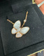 Ji Ge original fashion classic small animal series 18 rose gold white mother-of-pearl butterfly necklace 520 birthday gift for seven days