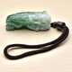 Una pieza de mano Jade Jade Pixiu de mil años, la pieza de mano de la mano de jade de gris hielo para hombres, el plato y el jade se pueden usar como colgantes de cintura, cinco pixiu estilo QZF3881i