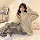 PAJAMAS PEI SHIYAN POUR FEMMES CORAL VELVET HIVER 2024 NOUVEAUX filles de flanelle épaissies Big Children's Child's Warm Set peut être porté à l'extérieur de xx4873 / c Ensemble de flanelle épaissie en peluche xl 170cm115-130jin [Jin est égal à 0,5 kg]