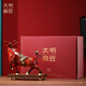 Ming Dynasty Copper Smith Copper Cow Ornaments est magnifique et puissant. Money Cow Office Desktop Home Room. Cadeau personnalisé pour l'ouverture. La grande taille de la vache en or rouge mesure environ 30 * 10 * 22 cm de long.