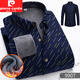 Pierre Cardin Herbst und Winter neues warmes Hemd für Männer und samt verdickte langärmelige Plaid-Hemd mit mittleren vielseitigen, vielseitigen Jacke mit mittleren Alter 9902 2xl 165