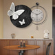 Little Painting Clock, Wasabi Wind, Schmetterlingswanduhr, Schwarz, Weiß und graues Restaurant Dekoration Malerei, High-End-Abstrakte Wohnzimmeruhr Hängende Wand VERSATILE ZP4877+ZP4878 [Schmetterlingsuhr Malerei] 28 Zoll Malerei 70*70+Uhr 70*70 Goldrahmen