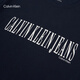 Calvin Kleinjeans25 Camina informal de los hombres de primavera y verano