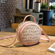 Vogelscheuche Herbst und Winter vielseitige kleine Tasche für Frauen 2024 Neue trendige Internet-Promi kleine runde Tasche französische Textur beliebtes One-Shoulder-Crossbody-Taschenbrief Kaffee mit Brown