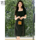 She enjoys a short-sleeved dress with a woman's neck temperament and a versatile little black dress in summer high-waisted slim dress T52Q010

